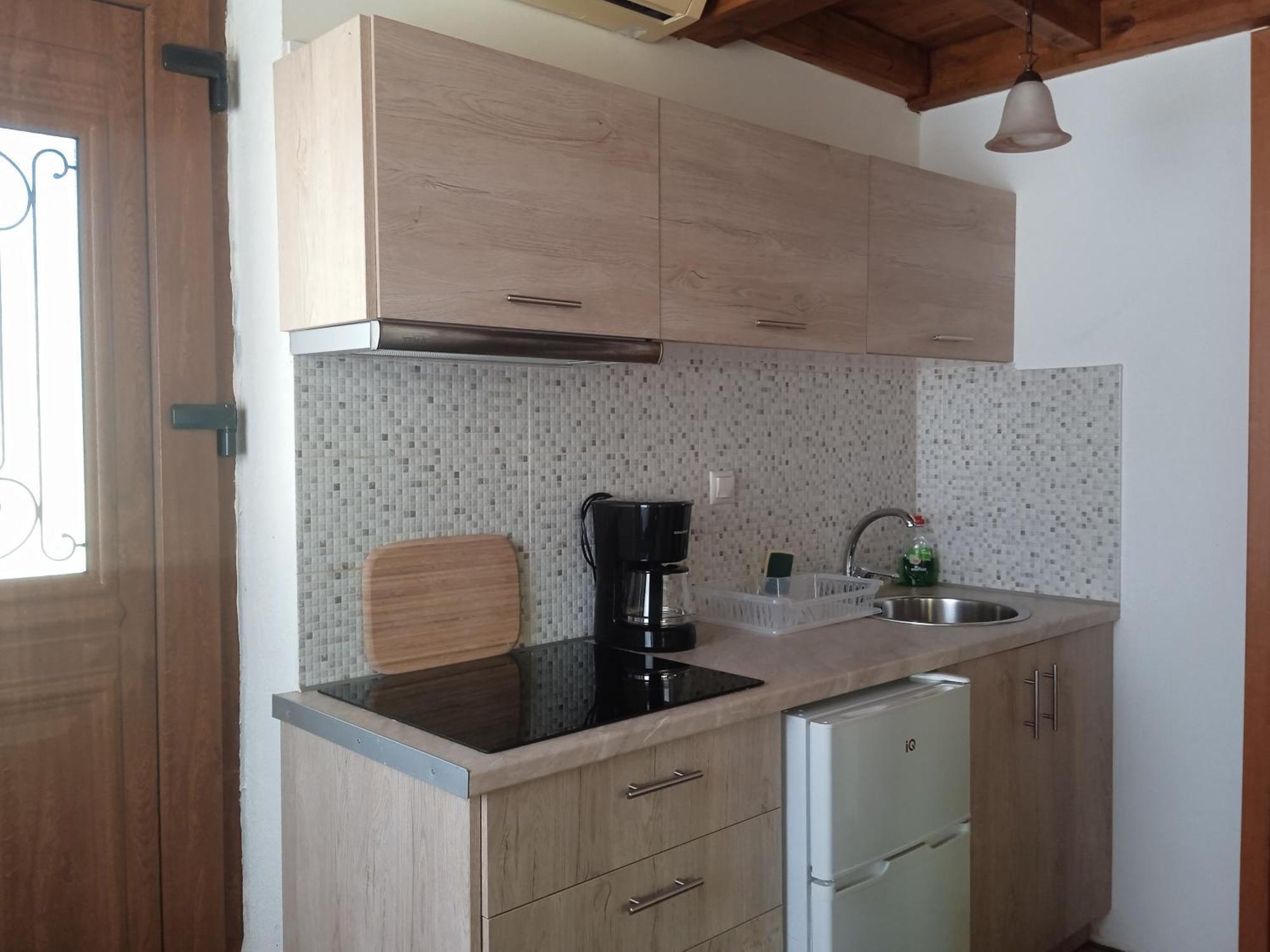 Genari Beach Apartments Levendokhorion Экстерьер фото